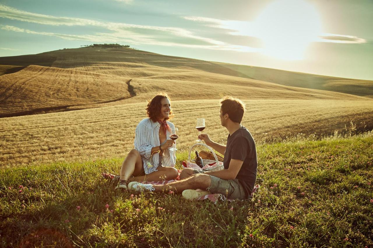 Agriturismo Lunadoro มอนติคเคียโล ภายนอก รูปภาพ