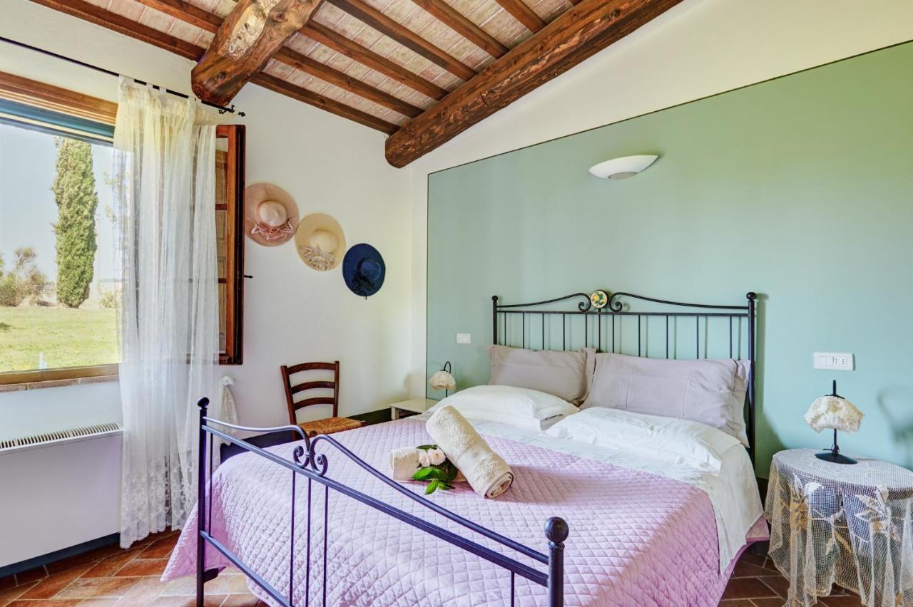 Agriturismo Lunadoro มอนติคเคียโล ภายนอก รูปภาพ
