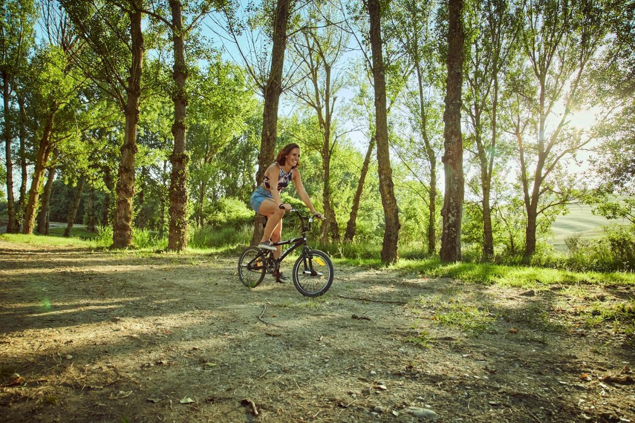 Agriturismo Lunadoro มอนติคเคียโล ภายนอก รูปภาพ